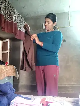 Snapshot of couple_71 chatting on 13, 1, 2026 couple 71 online show from 13, 1, 2026