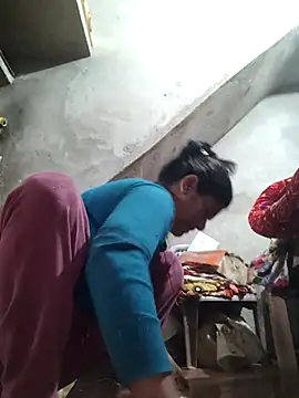 Snapshot of couple_71 chatting on 14, 1, 2026 couple 71 online show from 14, 1, 2026