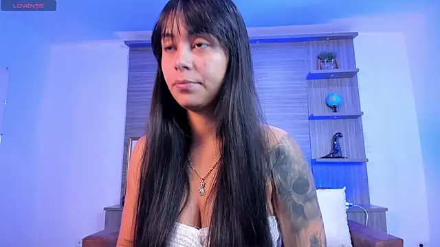 freyja sweet  online show from 16, 9, 2025