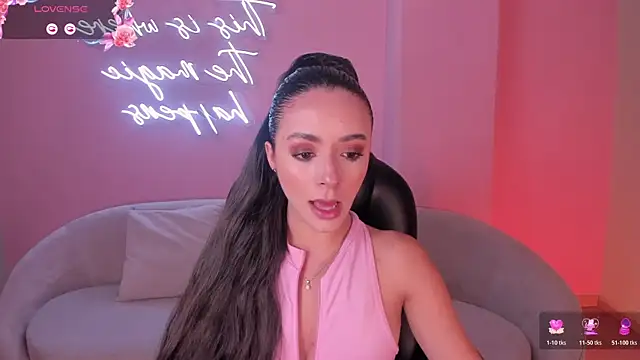 IsabellaMoreau online show from 7, 8, 2026