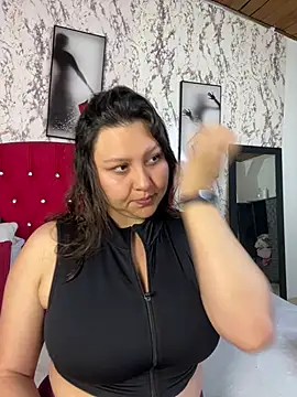 Larissa Antonella online show from 26, 6, 2026