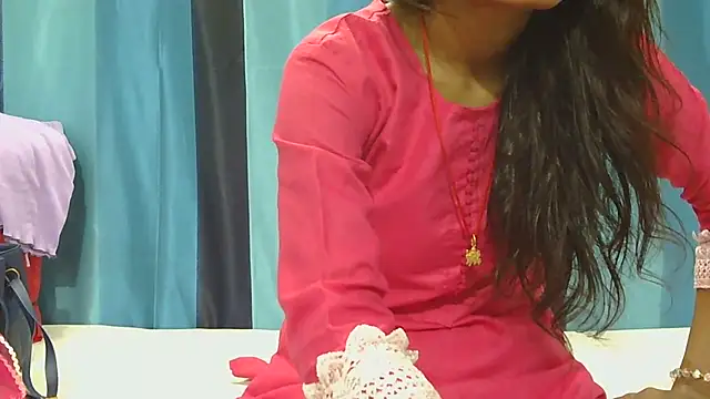 Aarti misty71 online show from 27, 10, 2025