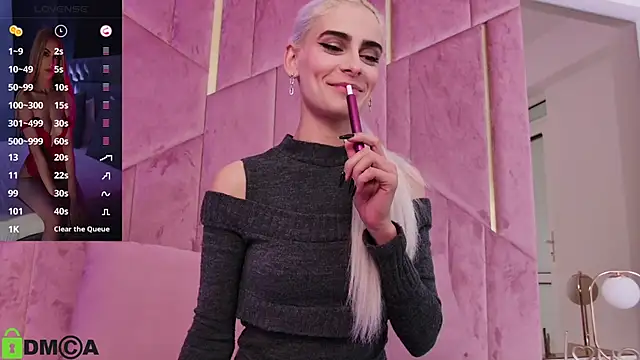 SelenaDaze online show from 24, 10, 2025