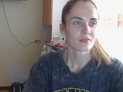 Snapshot of JayeTyler chatting on 24, 11, 2025 JayeTyler online show from 24, 11, 2025