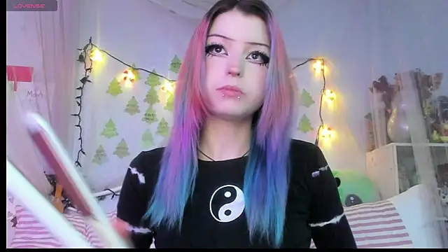 bunnyislewd online show from 17, 12, 2025