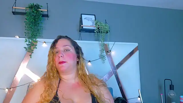 JenaCooper  online show from 28, 5, 2026