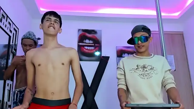 TWINKS FRIENDS online show from 20, 10, 2025