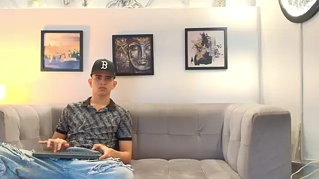 TWINKS FRIENDS online show from 11, 3, 2026