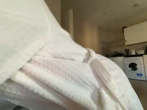 Snapshot of FrancescaXO chatting on 3, 3, 2026 FrancescaXO online show from 3, 3, 2026