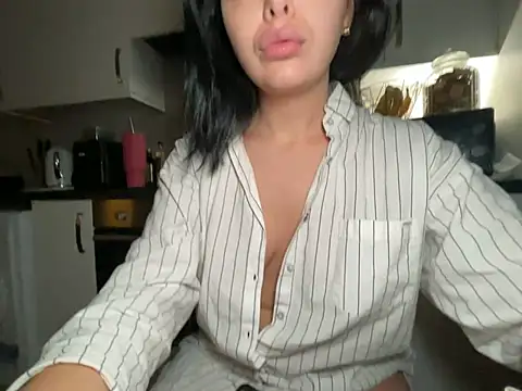 FrancescaXO online show from 17, 4, 2026