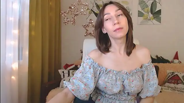 Snapshot of GoodGlamorGirl chatting on 7, 1, 2025 GoodGlamorGirl online show from 7, 1, 2025