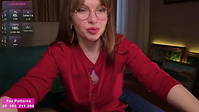 Snapshot of IkonaDidi chatting on 16, 11, 2025 IkonaDidi online show from 16, 11, 2025