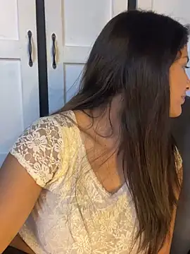 chicachocolate01 online show from 26, 9, 2025