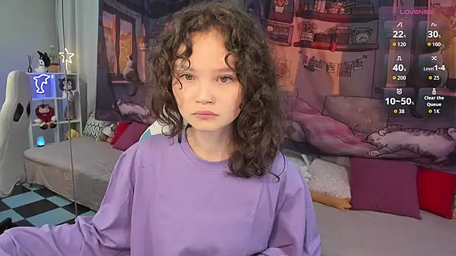 EmilyChaves online show from 1, 10, 2025