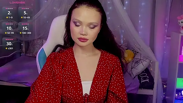 EmilyChaves online show from 7, 5, 2026