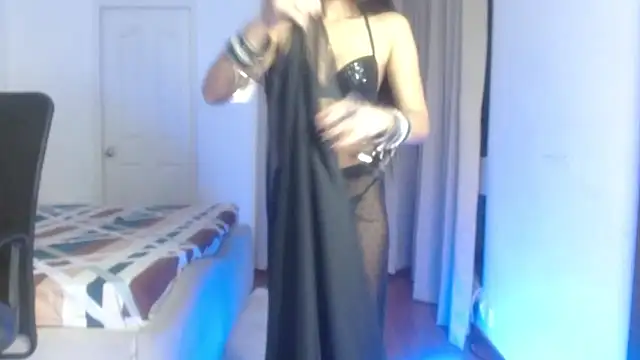 Snapshot of Mini_Meera chatting on 13, 4, 2026 Mini Meera online show from 13, 4, 2026