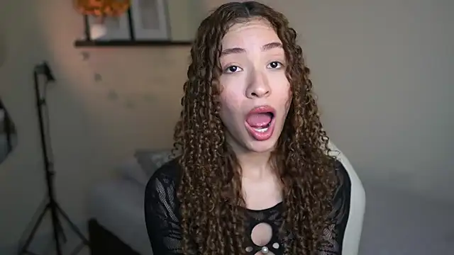 isabella-garcia- online show from 24, 2, 2026