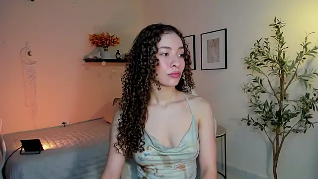 isabella-garcia- online show from 26, 4, 2026