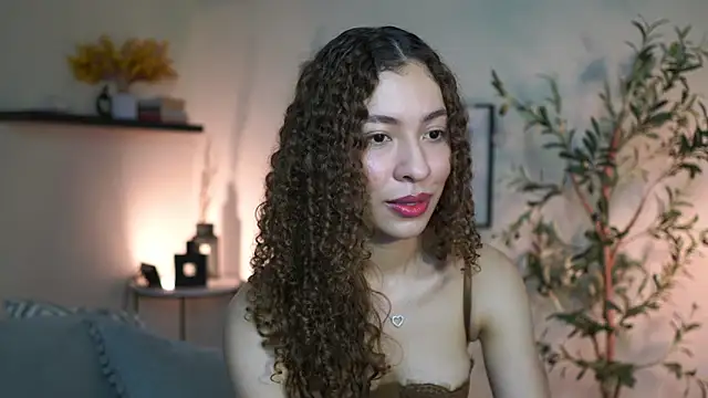 isabella-garcia- online show from 2, 7, 2026