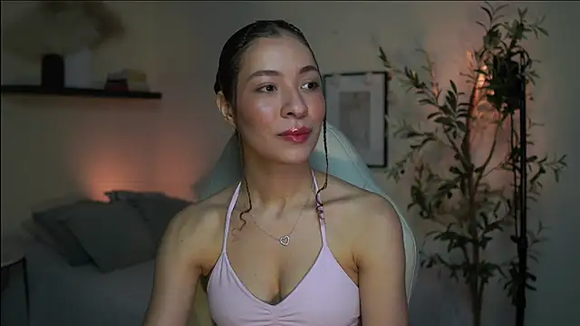 isabella-garcia- online show from 4, 7, 2026
