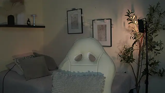 isabella-garcia- online show from 19, 7, 2026