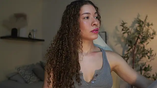 isabella-garcia- online show from 24, 7, 2026