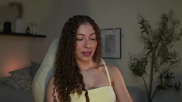 isabella-garcia- online show from 25, 7, 2026
