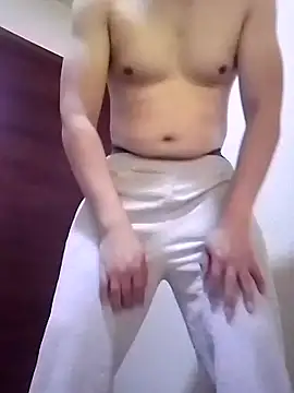 hotmanxxx84 online show from 10, 10, 2025