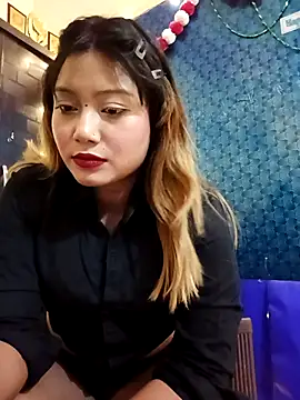 Snapshot of alexa_cam44 chatting on 22, 10, 2025 alexa cam44 online show from 22, 10, 2025