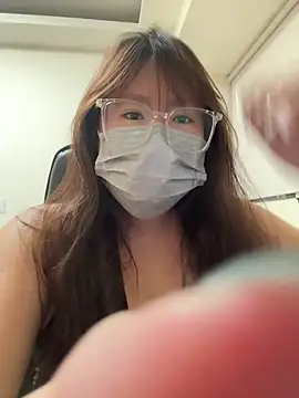 Snapshot of ariel_613 chatting on 29, 10, 2025 ariel 613 online show from 29, 10, 2025