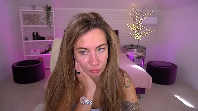 KateShanny online show from 6, 6, 2026