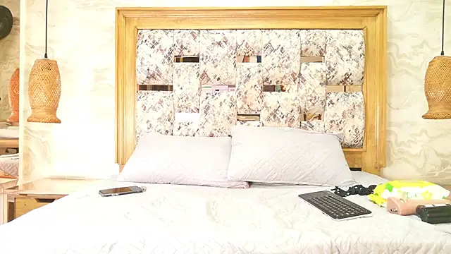 ZOLEY WATSON online show from 19, 3, 2026