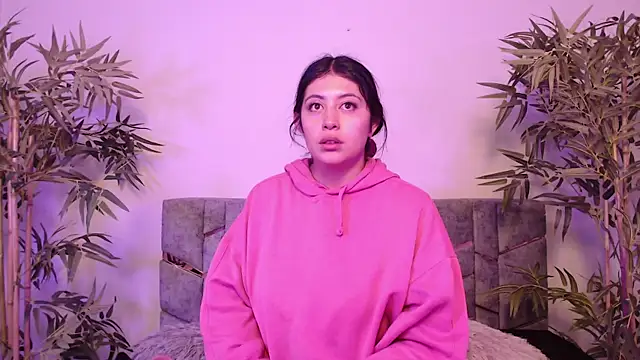 Snapshot of Aphriil__ chatting on 16, 10, 2025 Aphriil online show from 16, 10, 2025