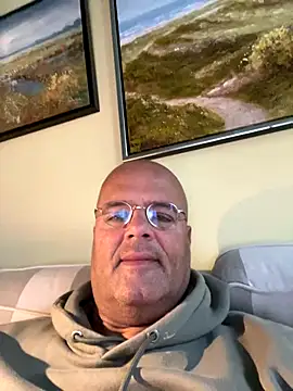 Snapshot of Renebisex chatting on 10, 10, 2025 Renebisex online show from 10, 10, 2025