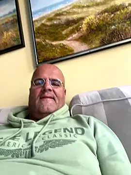 Snapshot of Renebisex chatting on 26, 10, 2025 Renebisex online show from 26, 10, 2025