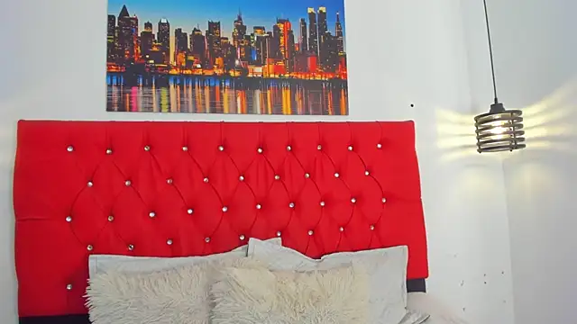 carolinacrus01 online show from 28, 2, 2026