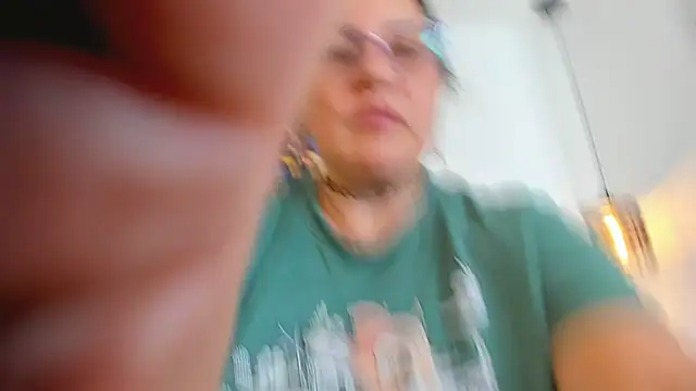 carolinacrus01 online show from 16, 3, 2026