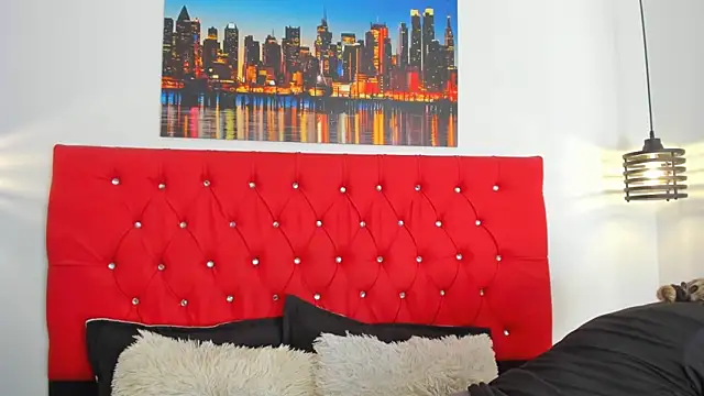 carolinacrus01 online show from 18, 3, 2026