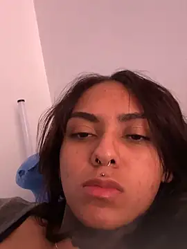 iamkatty  online show from 21, 9, 2025