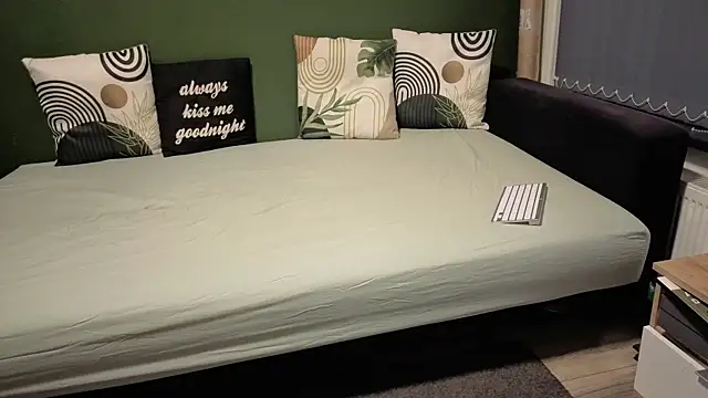 Eveline Beauty Kitty online show from 16, 11, 2025