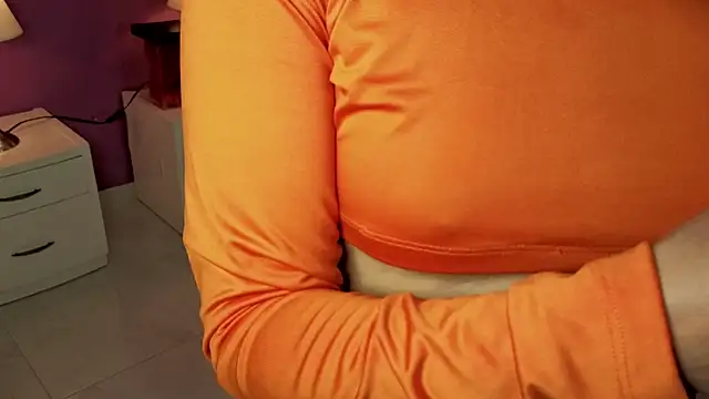 LiLLiAnderson online show from 31, 10, 2025