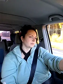 Chrissy Christal online show from 11, 10, 2025