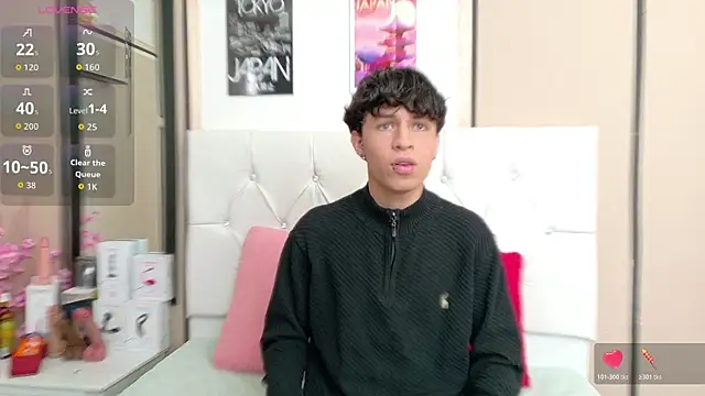 Axel  Evans online show from 1, 11, 2025