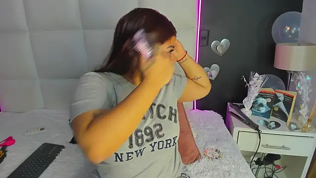 Gigi duran online show from 6, 5, 2026
