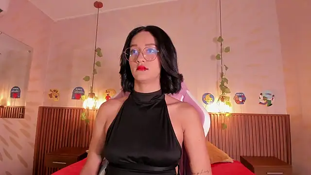 daphne courtis online show from 3, 7, 2026