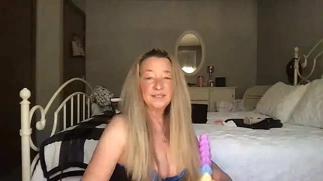 Snapshot of milf-Lacey chatting on 9, 3, 2026 milf-Lacey online show from 9, 3, 2026