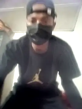 Snapshot of zebba12 chatting on 14, 9, 2025 zebba12 online show from 14, 9, 2025