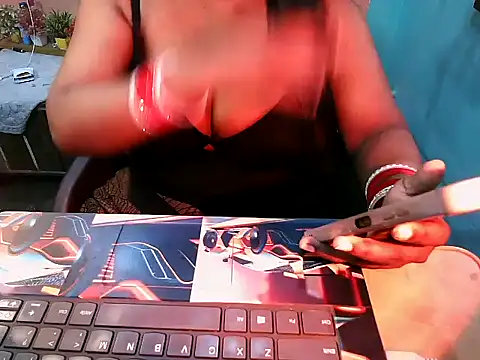 Snapshot of PREETI_BABY chatting on 23, 7, 2026 PREETI BABY online show from 23, 7, 2026