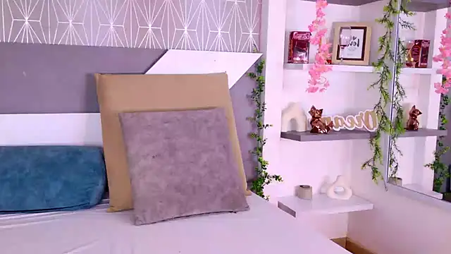 Celine Lee online show from 13, 10, 2025