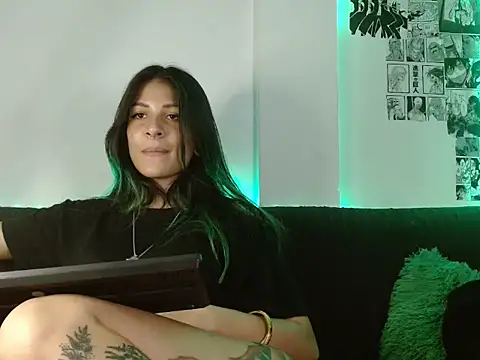 Chloe paytone online show from 5, 10, 2025